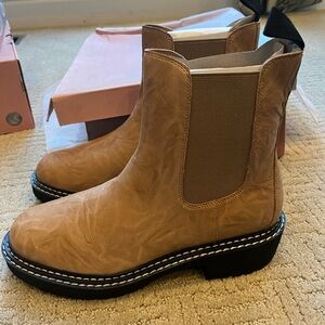 Lisa Vicky Chelsea Boot